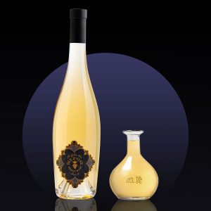 Brut X Reserve Bee d'Vine dry mead honey wine with full berele glass flask