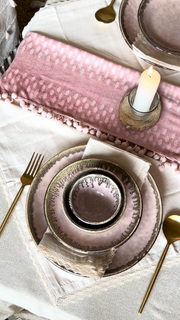 The Roseate Ceramic Dinnerware Set For 6