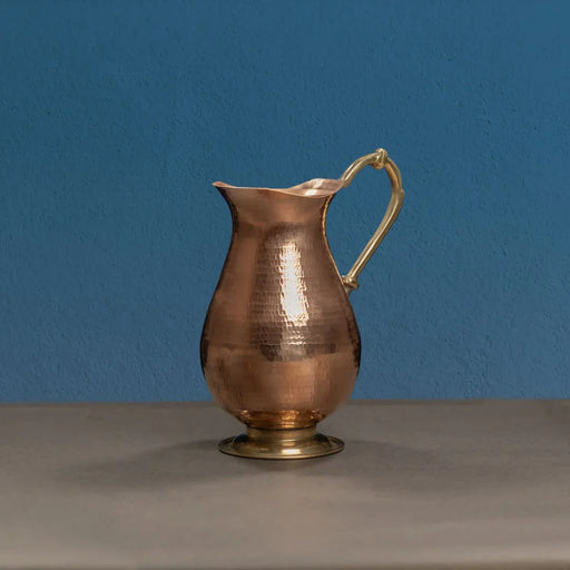 Copper Water Curved Jug: Traditional Design ‰ÛÒ Copper Water Jug